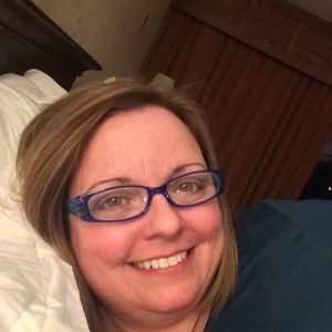 Meet your Posher, Dana